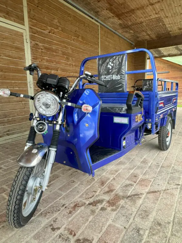 Triporteur bleu de Schot Mob