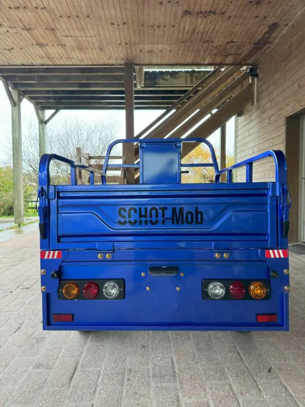 Triporteur bleu de Schot Mob
